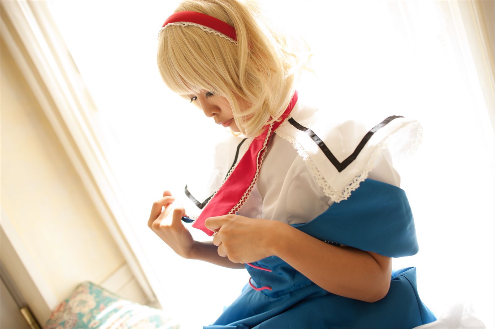 [Cosplay] New Touhou Project Cosplay  Hottest Alice Margatroid ever